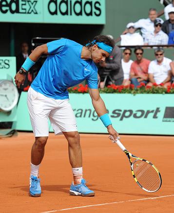 http://www.welovetennis.fr/medias/images/Roland%20Garros%202011/samedi%2028%20mai/nadal%20rg2011r16.jpg