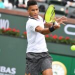 Auger‐Aliassime fait craquer Simon et s’offre une nouvelle finale