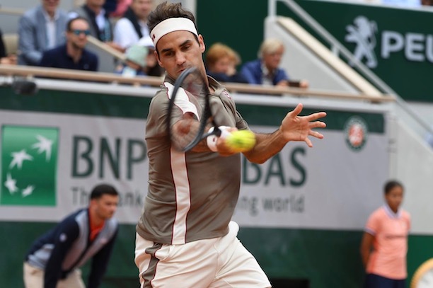 Federer-coup-droit-RG19