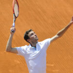 Simon doit jouer « relâché »