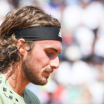 Tsitsipas fait la tête dans son bain froid