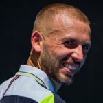 Dan Evans, vainqueur surprise d’un ATP 500 : « Un de mes amis à un bar, il a choisi de le laisser ouvert pour que l’on puisse suivre mon match, je suis sûr qu’ils vont encore boire quelques verres maintenant »