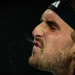 Tsitsipas : « Ce que j’ai à dire aux gens qui prétendent que je ne suis plus concentré sur le tennis ? Que je m’entraîne plus que je ne l’ai jamais fait dans ma carrière »