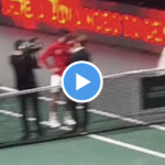 Djokovic perd ses nerfs après son match : « Apprenez à respecter les joueurs et les gens, fermez‐la ! Taisez‐vous ! »