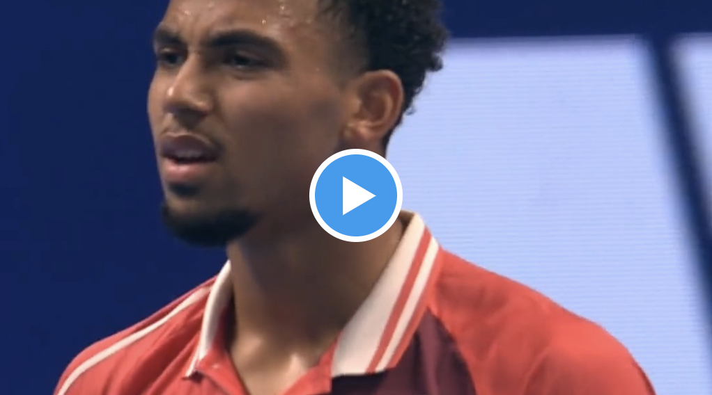 Insolite, Next Gen ATP Finals > Même l'arbitre Mohamed Lahyani est