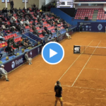 Benoît Paire, vainqueur du héros local, provoque une huée mémorable