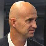 Ivan Ljubicic, ex‐coach de Federer, sur Alcaraz : « Roger ne cherchait pas consciemment à faire le show. Avec Carlos, j’ai parfois l’impression qu’il veut simplement s’amuser, pour lui‐même, mais aussi pour le public »