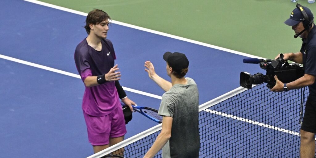 Jack Draper prend la défense de Sinner : « C’est dur de voir quelqu’un être critiqué pour quelque chose comme ça. Ils ne comprennent clairement pas ce sport »