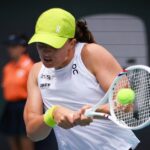 Iga Swiatek : « Il faut que je me calme non ? J’en mangerai après le tournoi »