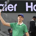 Marion Bartoli sur Jannik Sinner, vainqueur de Novak Djokovic : « Il y a quelque chose qui me bluffe vraiment chez lui. Non seulement il gagne mais il progresse, il continue de s’améliorer »