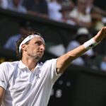 Lucas Pouille, nouveau coach d’Arthur Rinderknech : « Il peut encore être beaucoup plus fort. Avec cet état d’esprit toute l’année, il n’y pas de secrets, il sera bien plus haut en termes de classement »