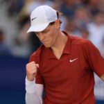 Jannik Sinner loin d’être rassasié après le 21e titre de sa carrière : « On va essayer de continuer à s’améliorer et de faire tout notre possible pour progresser encore »