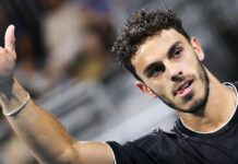 Cerundolo pose le débat : « Dans le vestiaire, j’en parle avec mes collègues et tous disent la même chose : dès le premier tour, à part peut‐être Alcaraz, n’importe quel match est une guerre »