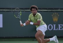 Fils part à l’assaut d’Auger‐Aliassime : « En décalage coup droit, je commence à envoyer »