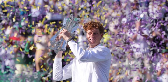 Sinner trophée confetis Indian Wells