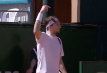 Bublik fait vibrer le Rocher en imitant Roger Federer