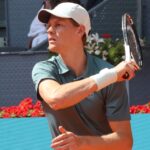 Jannik Sinner, après avoir dépassé Nadal : « Je l’ai déjà dit et je le répète, je ne peux pas me comparer à Roger Federer, Rafa, et Novak Djokovic »