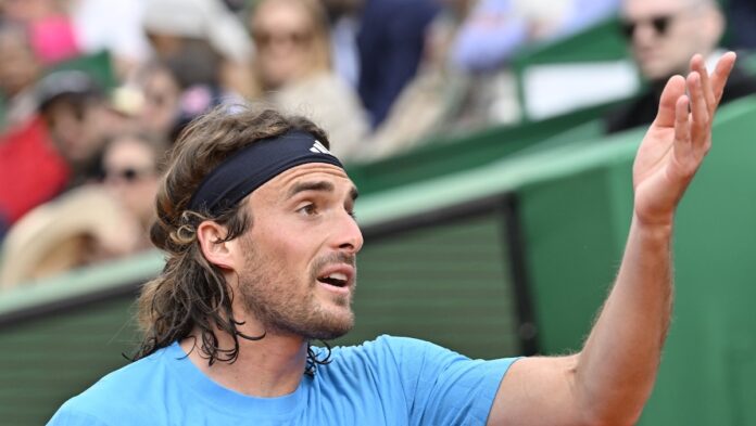 Tsitsipas frustré