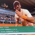 Quand Djokovic recadre sèchement un caméraman lors de son match contre Fonseca : « Tu peux te rapprocher un peu plus de mon visage ? Bon sang, laisse‐moi un peu d’espace ! »