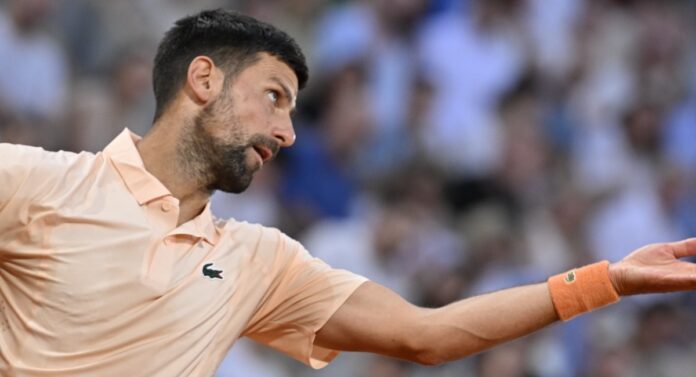 Djokovic service