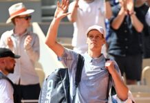 La leçon de Jo‐Wilfried après la défaite surprise de Jannik Sinner : « Ce sport est impitoyable et Sinner a fait face à la dure réalité du tennis : tu peux gagner 6–3, 6–2, 5–1 et perdre le match. Et cela arrive même aux meilleurs »