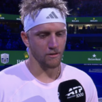 Davidovich Fokina après sa victoire en finale contre Jodar : « Arthur Fils, qui est l’un de mes grands amis, a lui aussi souffert d’une blessure au dos et a manqué de nombreux tournois. Il a fait son retour en remportant des matchs, et cela m’a beaucoup motivé à faire de même »